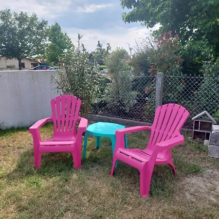 Des Lauriers Roses - Piscine Collective, Spas Et Jardins Prives - 7 Kms De La De Lespecier شقة *