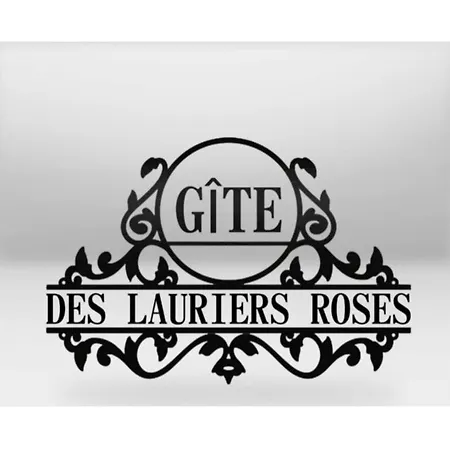 Daire Des Lauriers Roses - Piscine Collective, Spas Et Jardins Prives - 7 Kms De La De Lespecier *