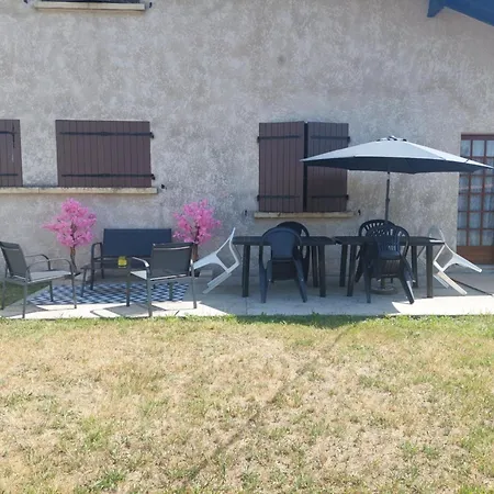 Daire Des Lauriers Roses - Piscine Collective, Spas Et Jardins Prives - 7 Kms De La De Lespecier *