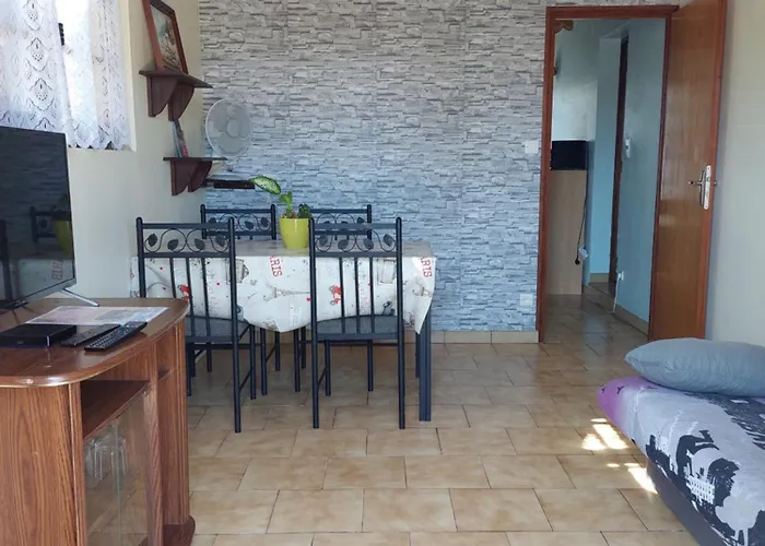 Lejlighed Des Lauriers Roses - Piscine Collective, Spas Et Jardins Prives - 7 Kms De La De Lespecier